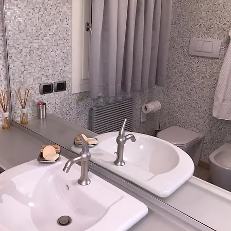 Ghetto Modern For 4, Appartement *