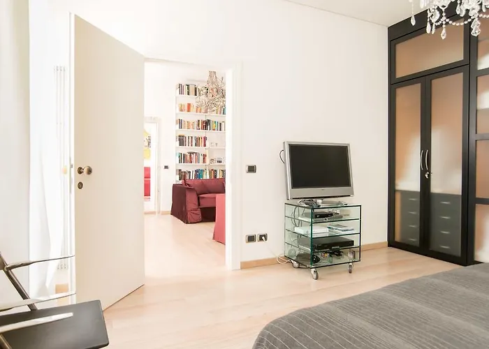 Ghetto Modern For 4,