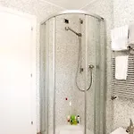 Ghetto Modern For 4, *